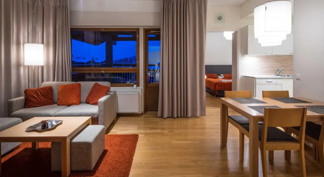 Семейные апартаменты с 2 комнатами с балконом Lapland Hotels Saaga