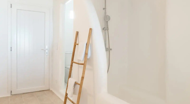 Люкс с видом на море White Stone Mykonos Hotel