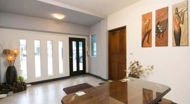 Люкс Skyview Guesthouse