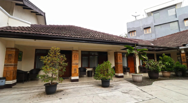 Magnolia Bed & Breakfast, Rezervasyon Otel Bandung Kidul Bandung