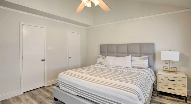 Game Room & Private Pool: Richardson Retreat, Забронировать Отель Ричардсон Dallas - Fort Worth Metropolitan Area