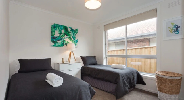 Hilltop Retreat, Varaa Hotelli Red Hill 