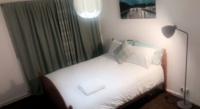 Lovely 1-bed Apartment in London, Varaa Huoneisto Asunnot kohteessa Merseyside, Huoneisto
