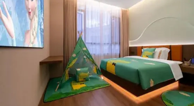 Семейный тент Zhenning Mantu Art Hotel