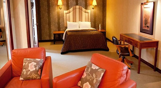 Полулюкс Castlecary House Hotel