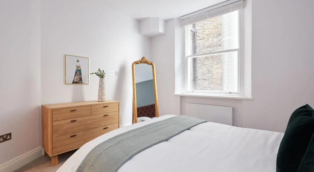 5VH Virginia House, 31 Bloomsbury Way, Забронировать Отель Бизнес-отели Англии, 4* 5*