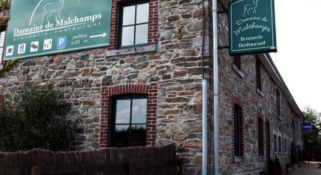 Le Domaine De Malchamps, Забронировать Отель Отели Спа с парковкой, Парковка