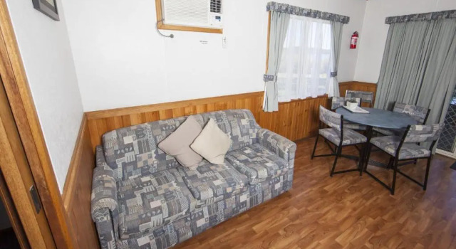 Вилла Deluxe BIG4 Robe Lakeside Tourist Park