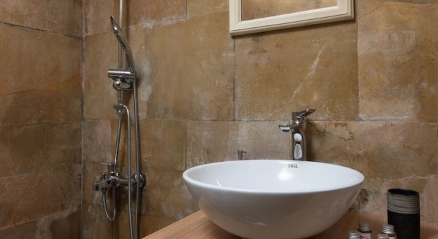 Полулюкс Menexes Suites Monemvasia