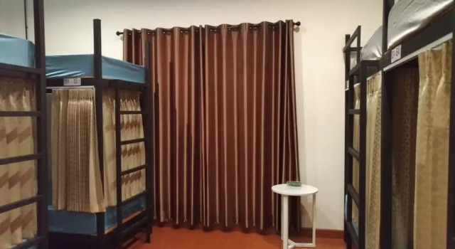Кровать в общем номере WE Pakchong Hostel