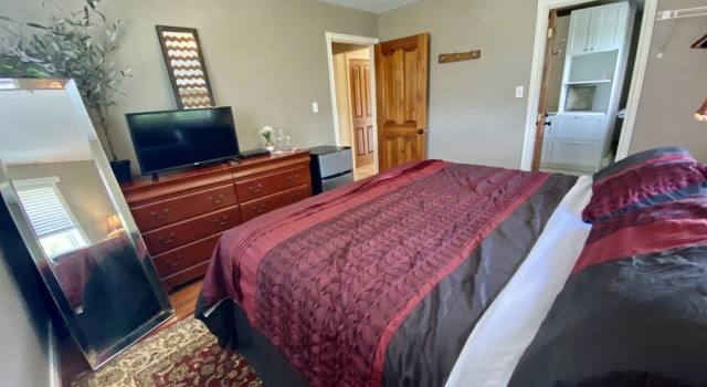 Люкс Luxury The Glen Huron Inn
