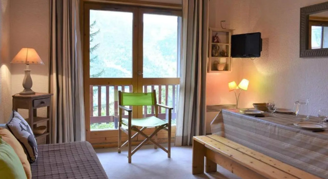 Appartement Méribel, 2 pièces, 4 personnes - FR-1-180-88, Prenota Appartamento Hotel a Alvernia con parcheggio, Parcheggio