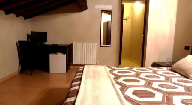 B&B Villa Lisales, Prenota Bed & breakfast Modena Emilia-Romagna