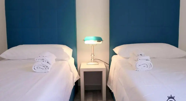 Station To Station Rome Ensuite Rooms, Забронировать Отель Отели Рима с парковкой, рядом с Станция метро Manzoni, Парковка
