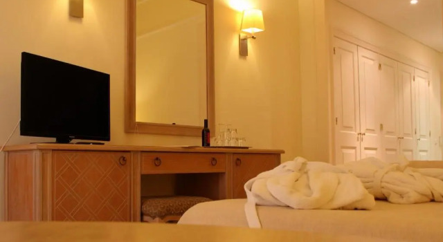 Двухместный номер Standard с видом на сад Quinta Funchal Gardens – Adults Only