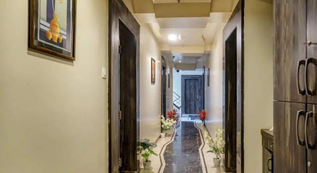 Super Townhouse OAK Regal Inn Near Sant Tukaram Nagar Metro Station, Забронировать Дом для отпуска Недорогие отели штата Махараштры, недорого