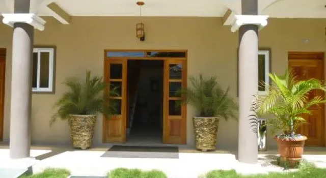 Maximos Petit Hotel, Book Hotel Hoteller i Santa Elena med parkering, Parkering