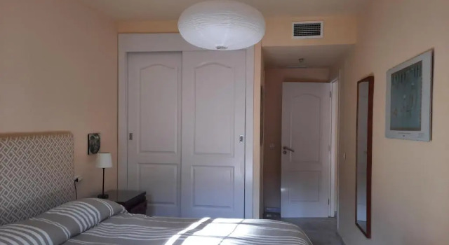 Apartamento de 2 habitaciones en el corazón de La Milla de Oro,Marbella