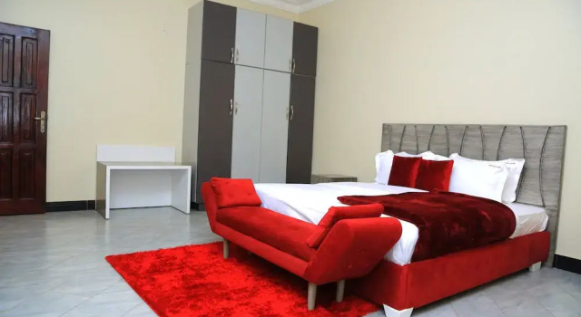 Апартаменты Standard Igwe Homes Bukoto