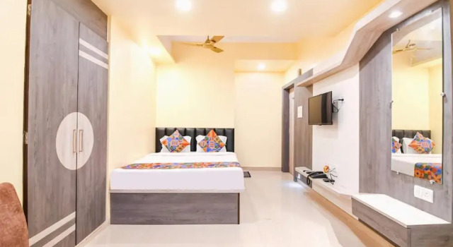 Номер Standard Hotel Bypass View Kolkata