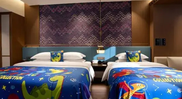 Семейный люкс Mehood Lestie Hotel (Nyingchi Municipal Government Gongbu Yinxiang Branch)