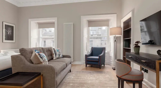 Студия Deluxe Destiny Scotland George IV Apartments