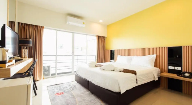 Двухместный номер Deluxe с балконом The Golden Ville Boutique Hotel and Spa