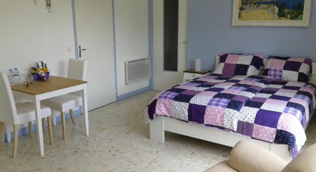 Четырёхместный номер Standard BNB Castellane Chambre dHotes B&B