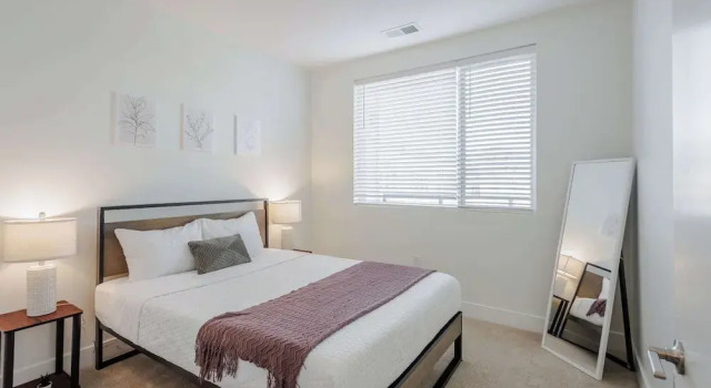 TWO Luxe CozySuites in Downtown Cincy, 预订 公寓式酒店 辛辛那提 俄亥俄州