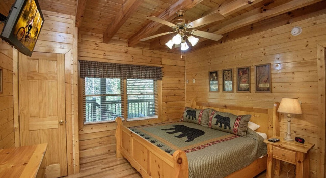Lockers Lodge by Eagles Ridge Resort