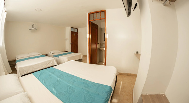 Пятиместный номер Executive Hotel Santander Plaza