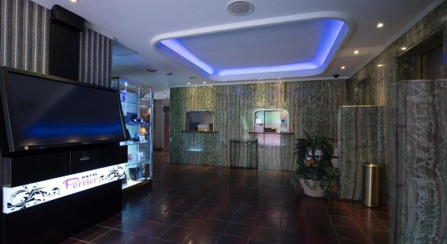 HOTEL PERRIER, Забронировать Отель Отели Токио с завтраком, рядом с Hanazono Gallery, Завтраки