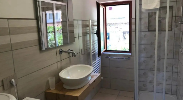 Коттедж с 2 комнатами Casa Vacanze Nonna Suocera