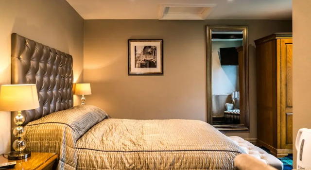 The Mews Hotel, Забронировать Отель Уэйкфилд Западный Йоркшир