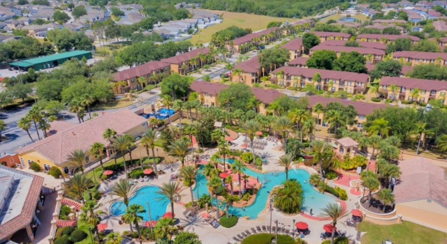 Spacious Dog-friendly 3bed/3 Bath Townhome With Screened in Lanai Near Disney