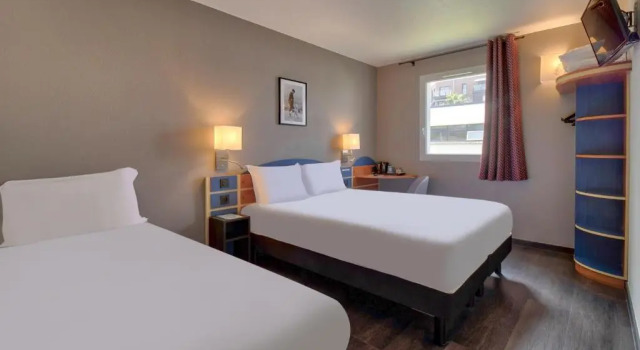 Трёхместный номер Standard Kyriad Anglet - Biarritz