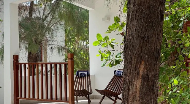 Двухместный номер Deluxe с балконом и с видом на сад Kivuli Beach Resort Paje