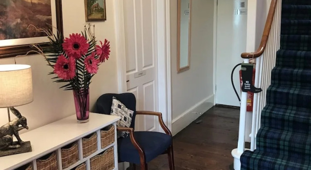 Коттедж The Struan Inn Self Catering Lodge