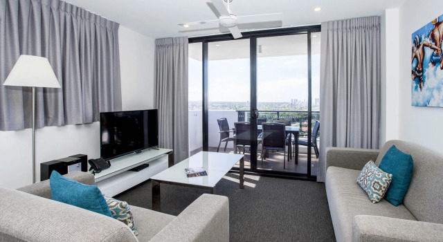 Synergy Broadbeach - Official, Забронировать Апарт-отель Бизнес-отели Бродбич, 4* 5*