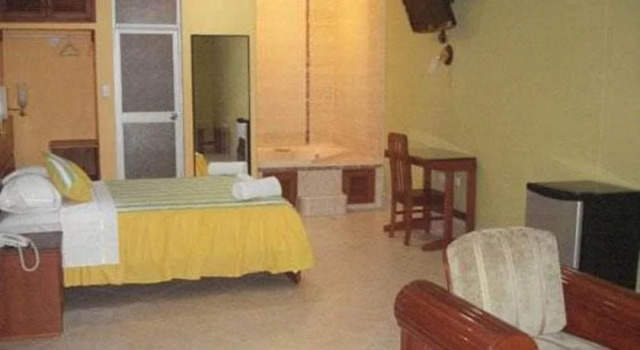 Hotel D'Selva, Đặt Khách sạn Khách sạn ở Ucayali có hồ bơi, Hồ bơi