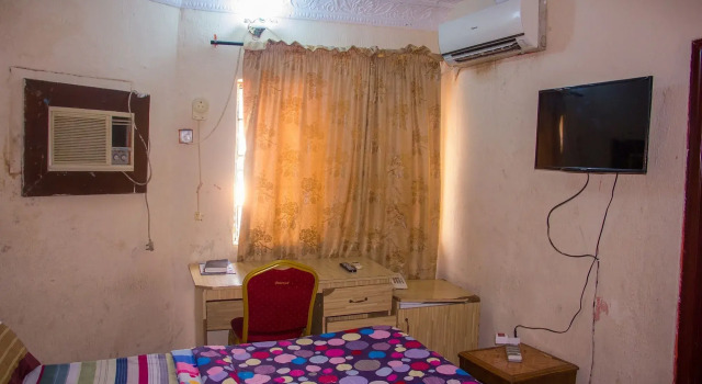 Oak Hotels, Book Hotel Cheap Hotels in Lagos State