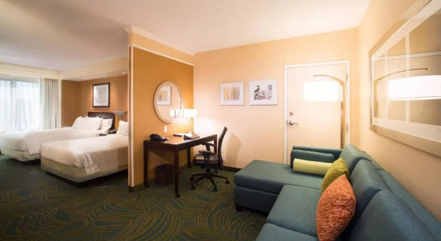 Четырёхместная студия SpringHill Suites by Marriott Annapolis