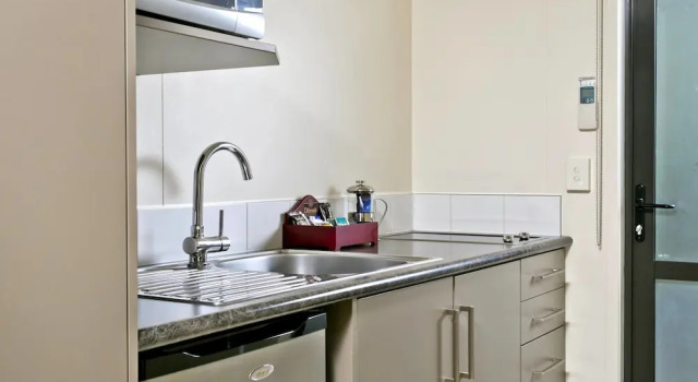 Семейный люкс с 2 комнатами Ballinor Motor Inn Hamilton