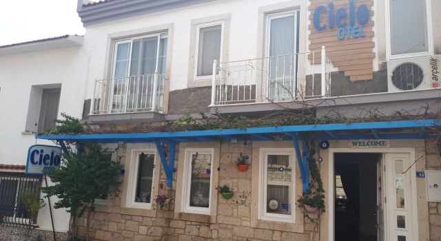 Pervin Hanim Konagi, Rezerwuj Hotel Çeşme Izmir