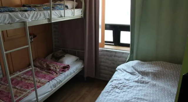 Трёхместный номер Standard Dustin Guesthouse - Hostel