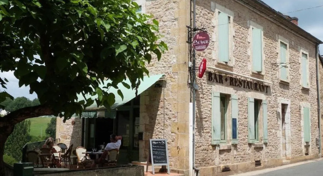 LEscapade, Book Hotel Carlux Dodogne Valley