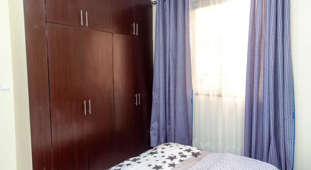 Isimbi Murugo, Rezerwuj Hotel Kigali Nyarugenge