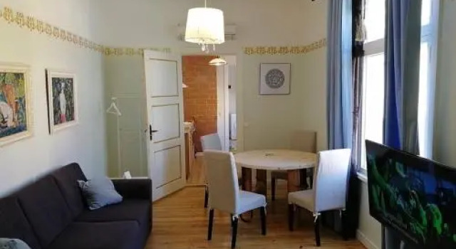 Aia Guest Apartment, Book Lejlighed Hoteller i Pärnumaa med parkering, Parkering