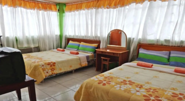 Eastpoint Hotel by the Sea, Rezerwuj Hotel Hotele 3-gwiazdkowe w Boac, 3*