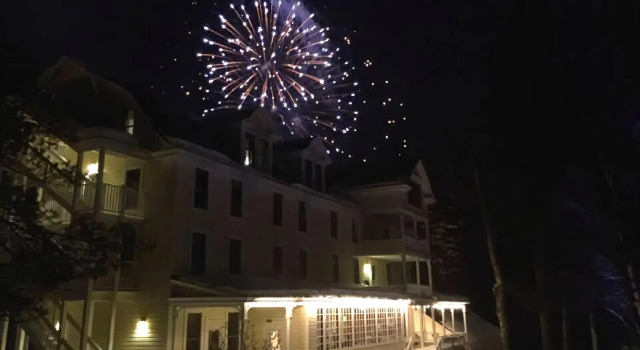 The Woods Inn, Buchen Sie Hotel  